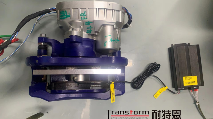 環(huán)形力傳感器的汽車制動卡鉗夾緊力測試