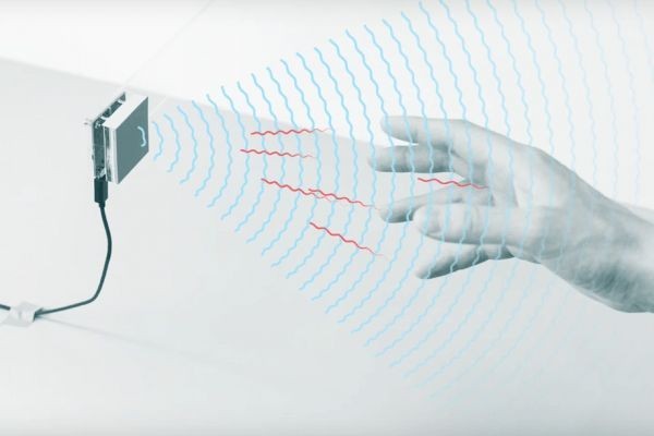 谷歌獲批可以部署動作感應(yīng)設(shè)備Soli傳感器